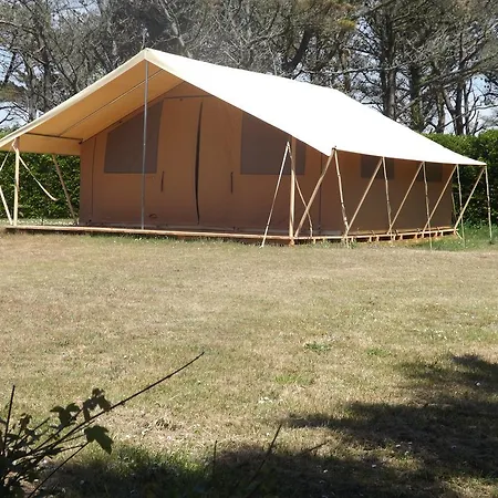 Camping De Penn-enez Camping